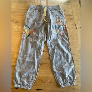 Anthropologie Gray and Yellow Cotton Jogger Floral Embroidery Women’s S Preloved
